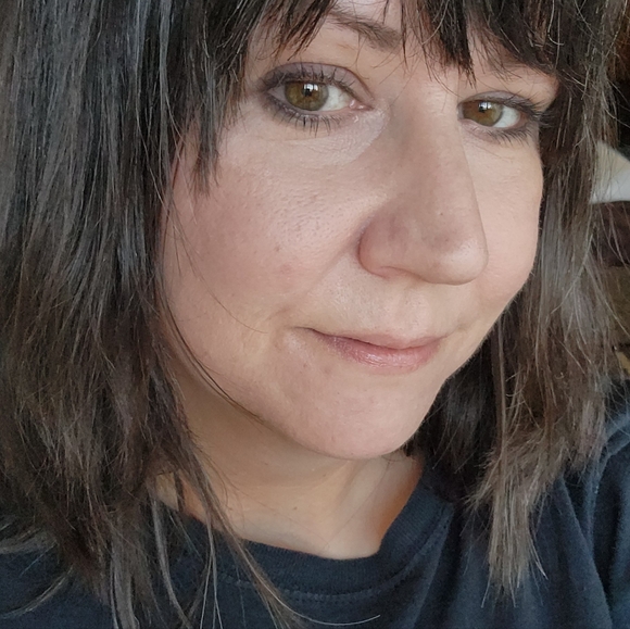 Meet your Posher, Elizabeth - Picture 9 of 9